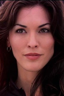 Alana De La Garza