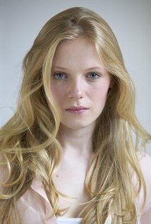 Emma Bell