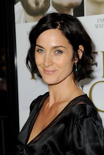 Carrie-Anne Moss