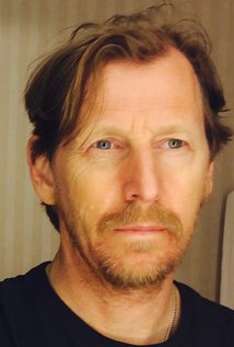 Lew Temple