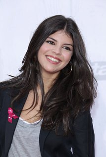 Nikki Yanofsky