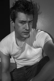 Joseph Mazzello