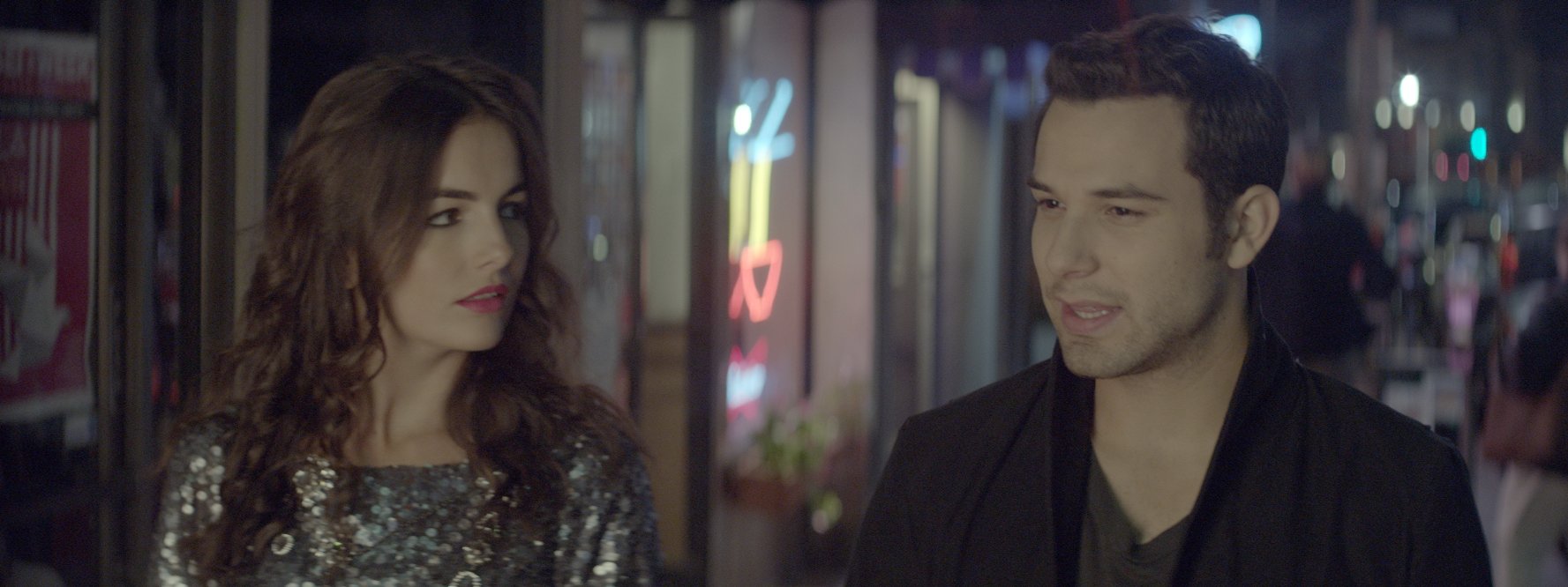 Skylar Astin
