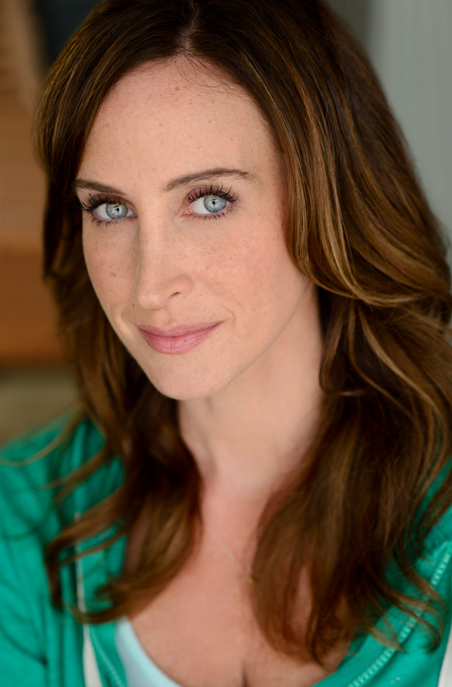Carrie Lauren