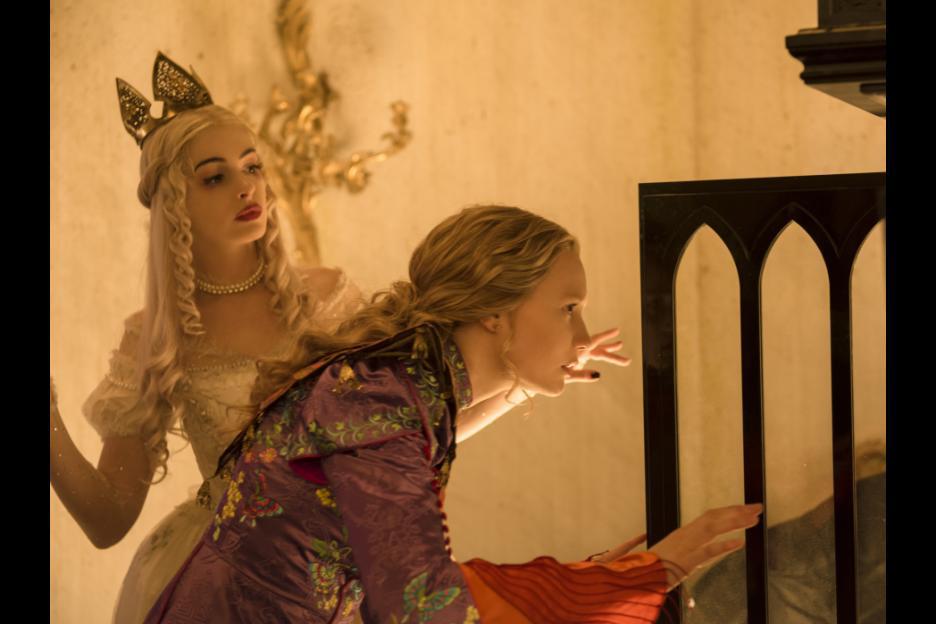 Mia Wasikowska