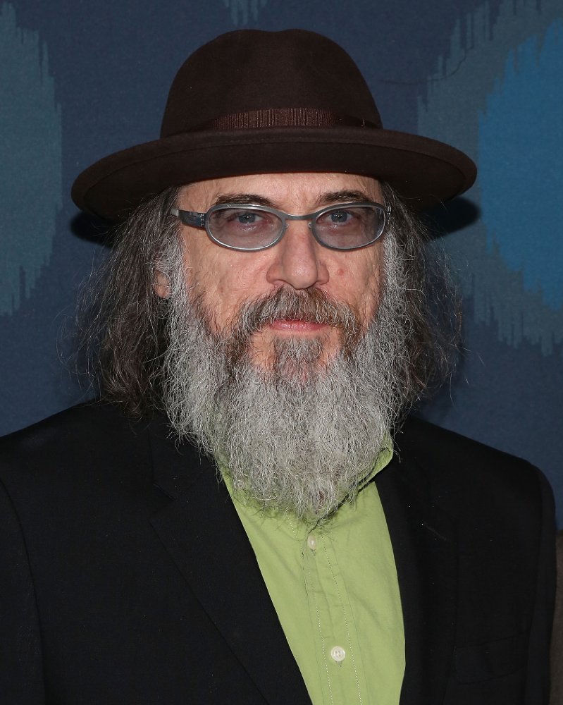 Larry Charles