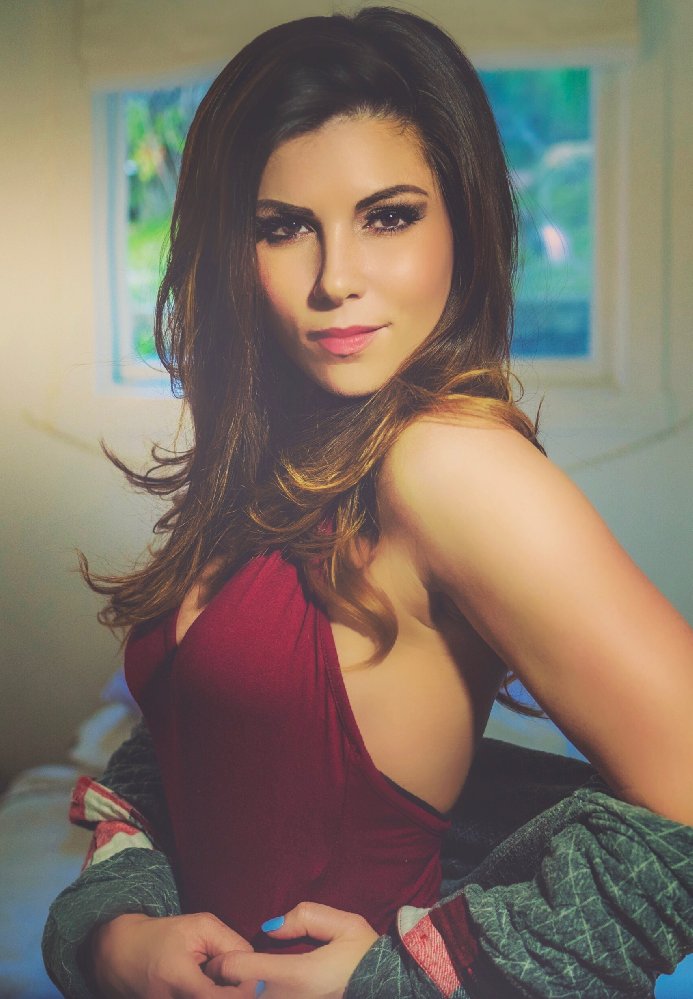 Natalie Makenna