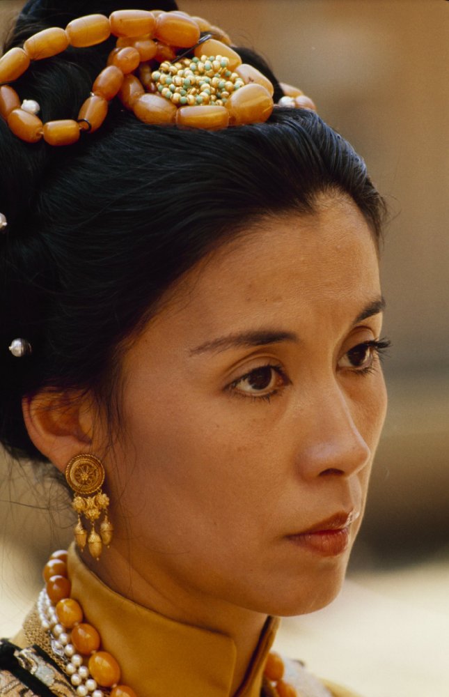 France Nuyen