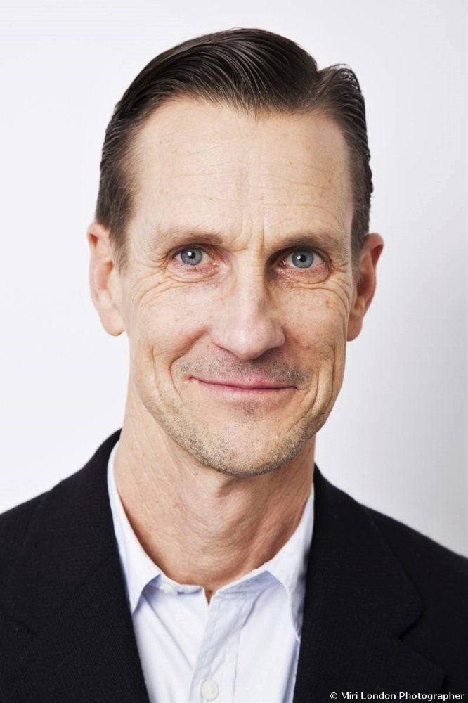 Steven F Thompson