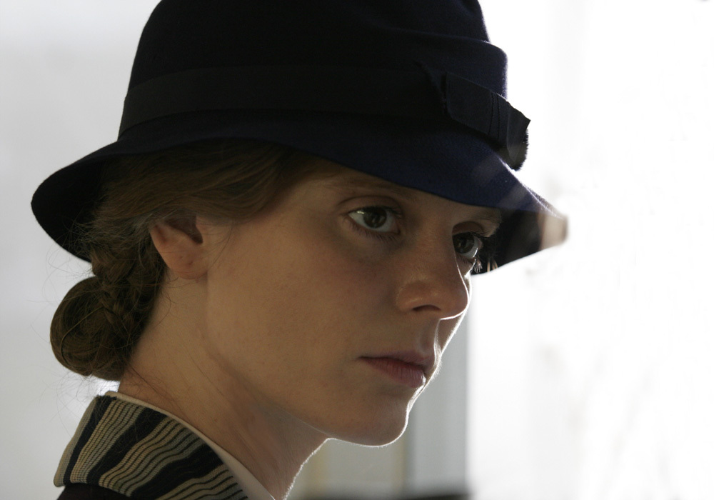 Emilia Fox