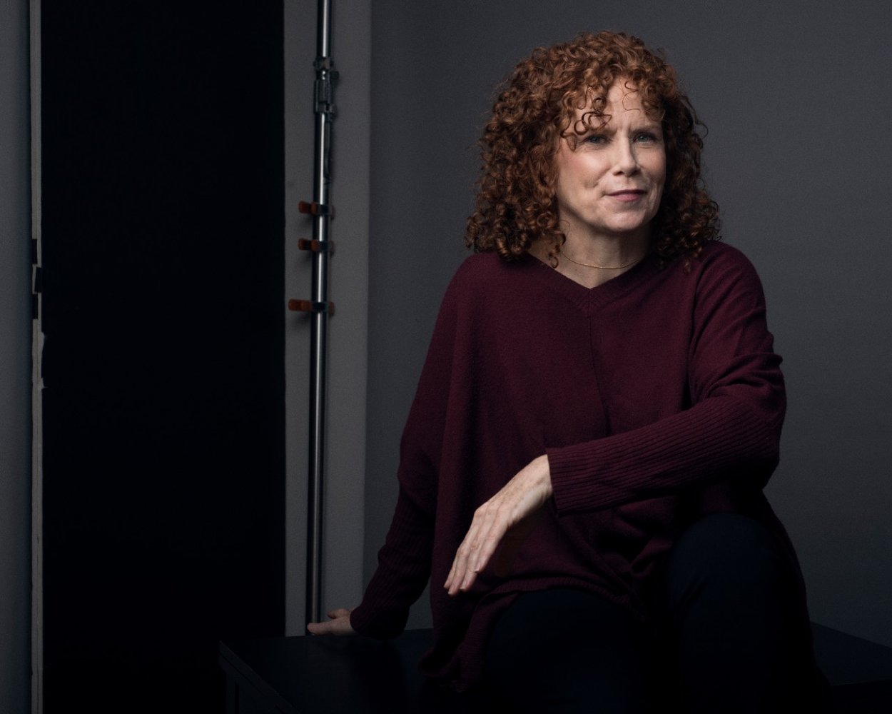 Amy Stiller