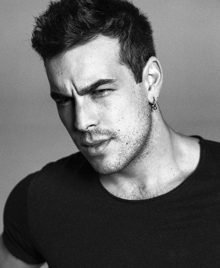 Mario Casas
