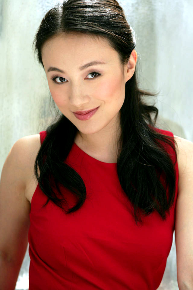 Lya Yanne