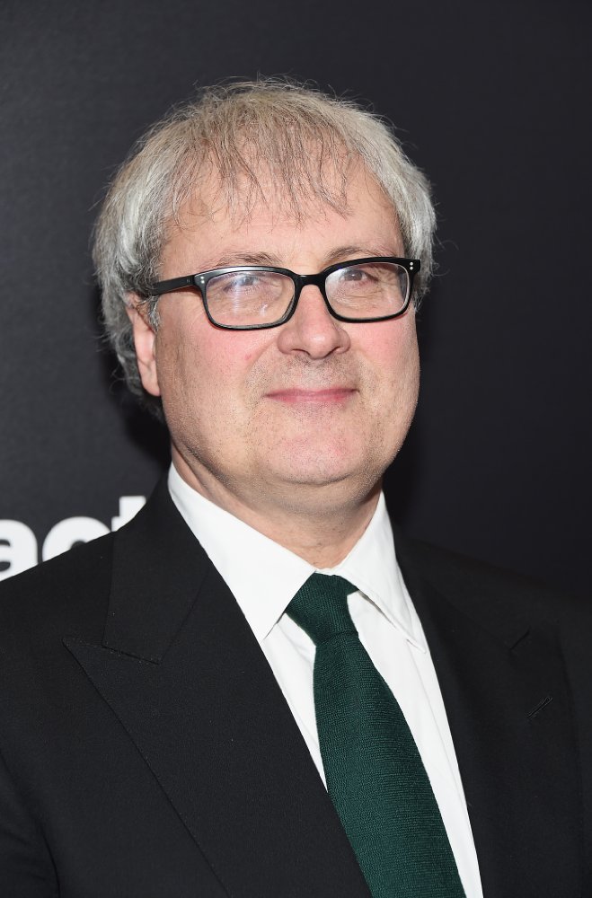 Simon Curtis