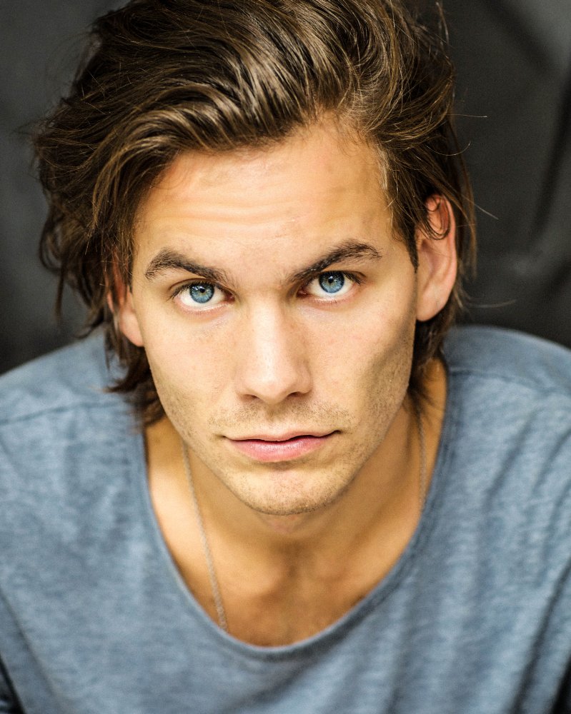 Alex Mills