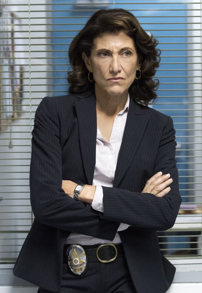 Amy Aquino