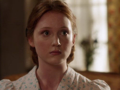 Olivia Hallinan