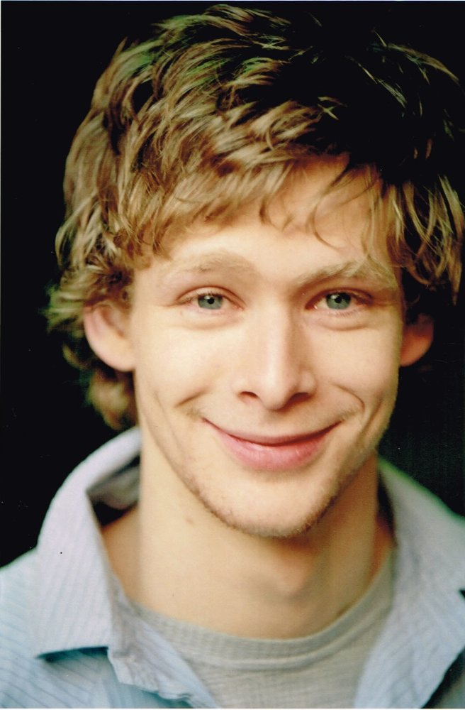 Johnny Lewis