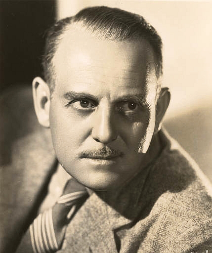 Moroni Olsen
