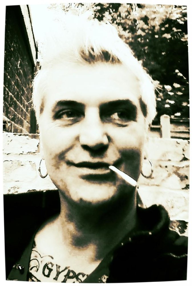 Lee Mark Jones