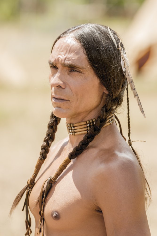 Zahn McClarnon