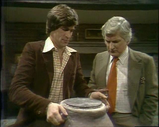 Simon MacCorkindale