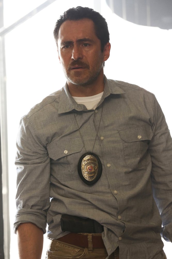 Demián Bichir