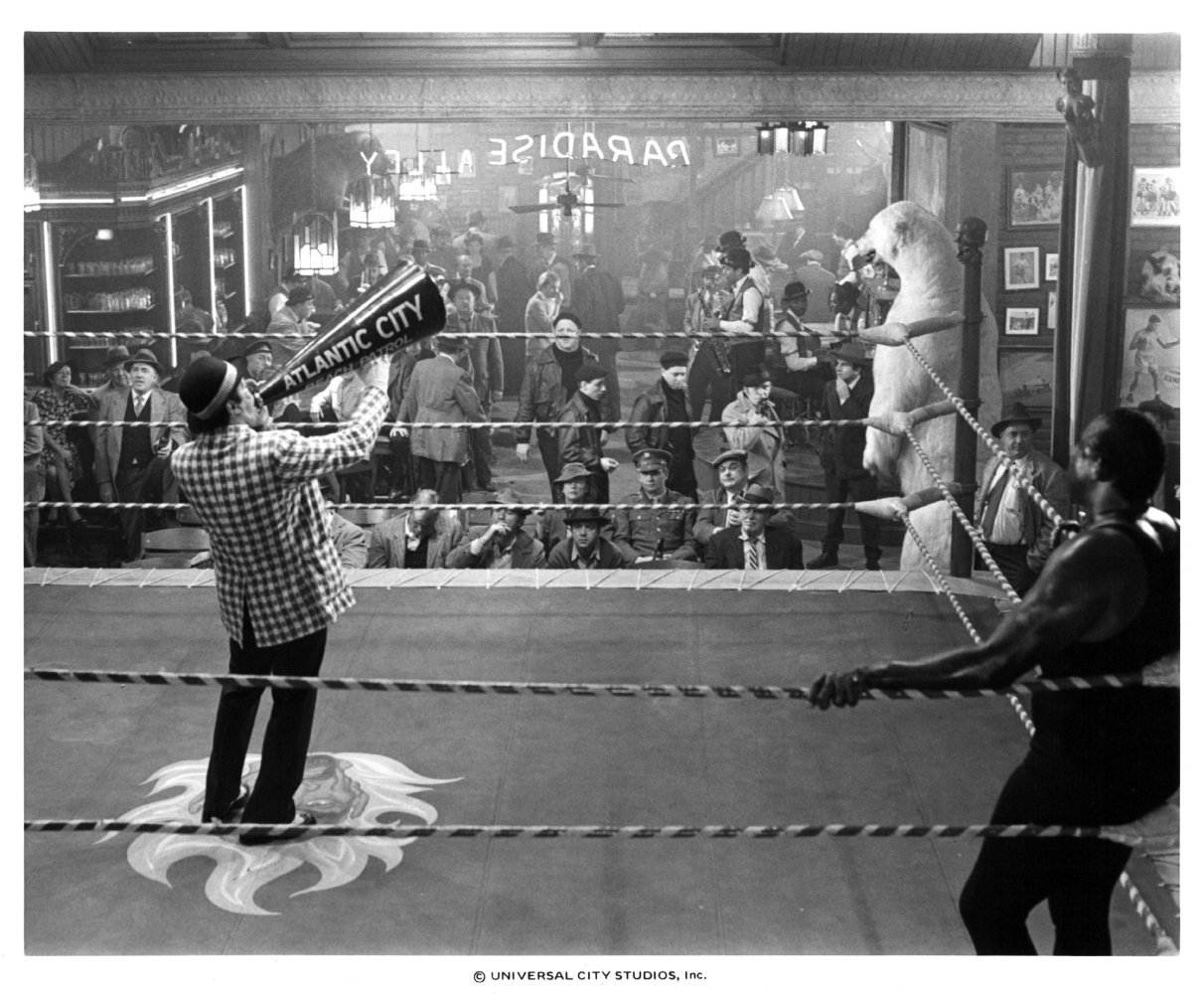 Frank McRae