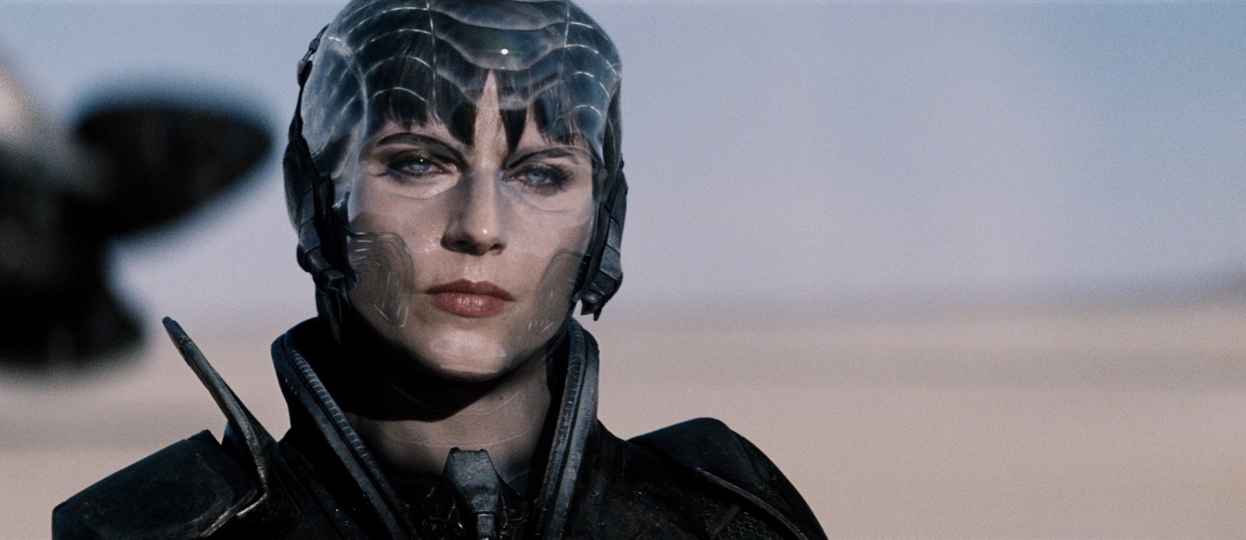 Antje Traue