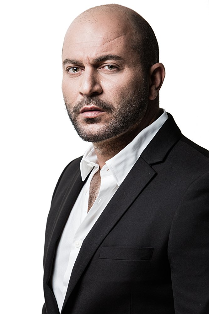 Lior Raz