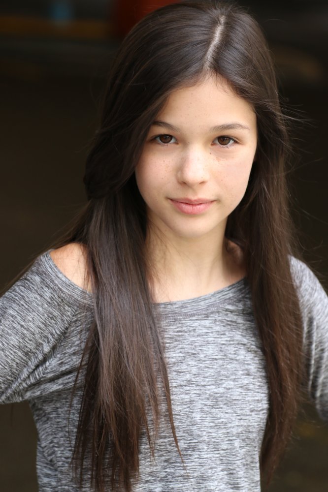 Eliza Faria