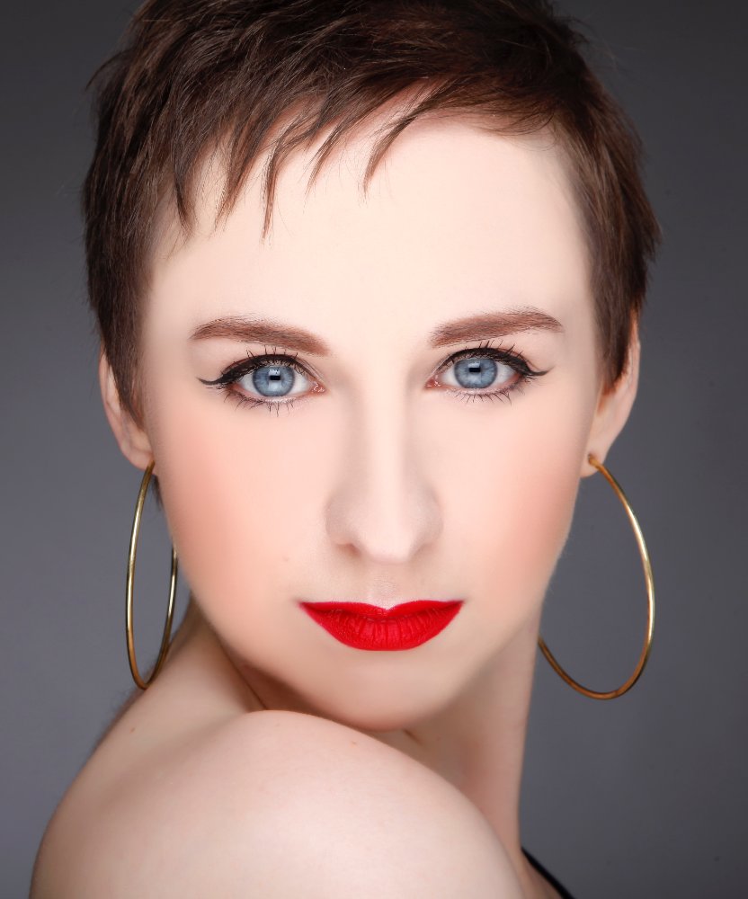 Lora Moss