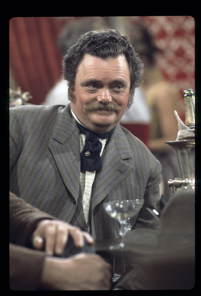 Bernard Fox