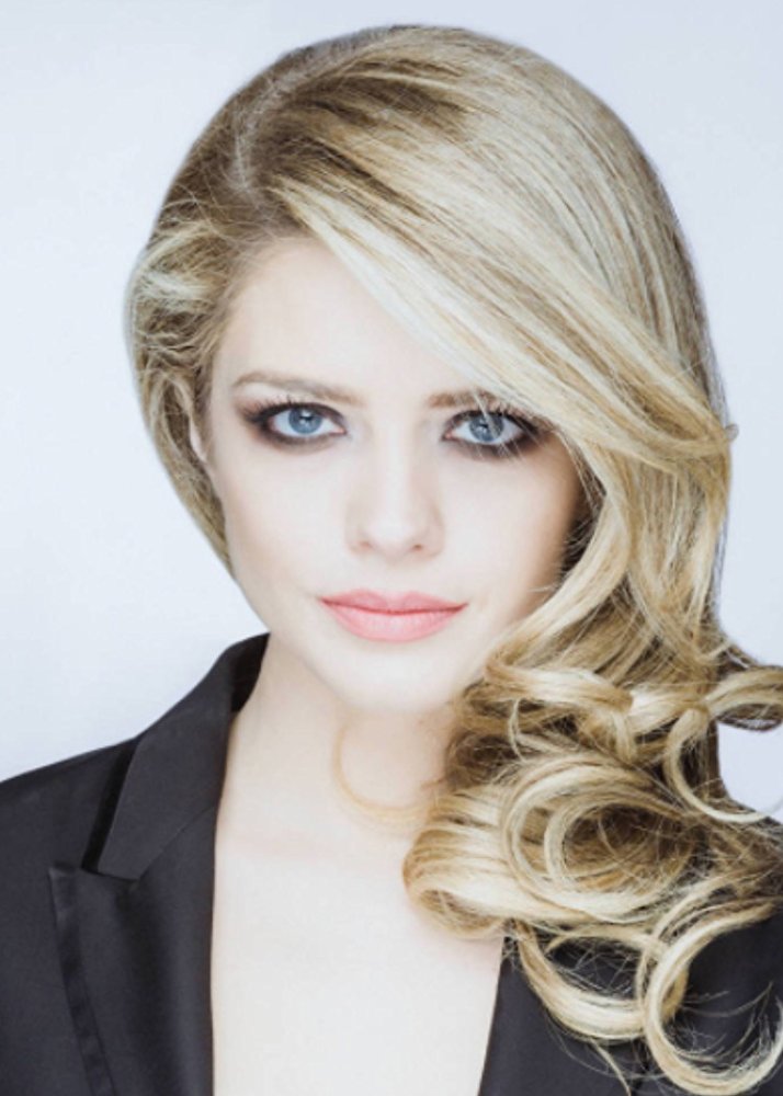 Alexandra Dinu