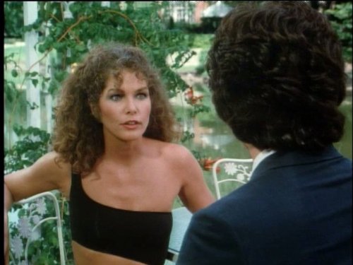 Lois Chiles