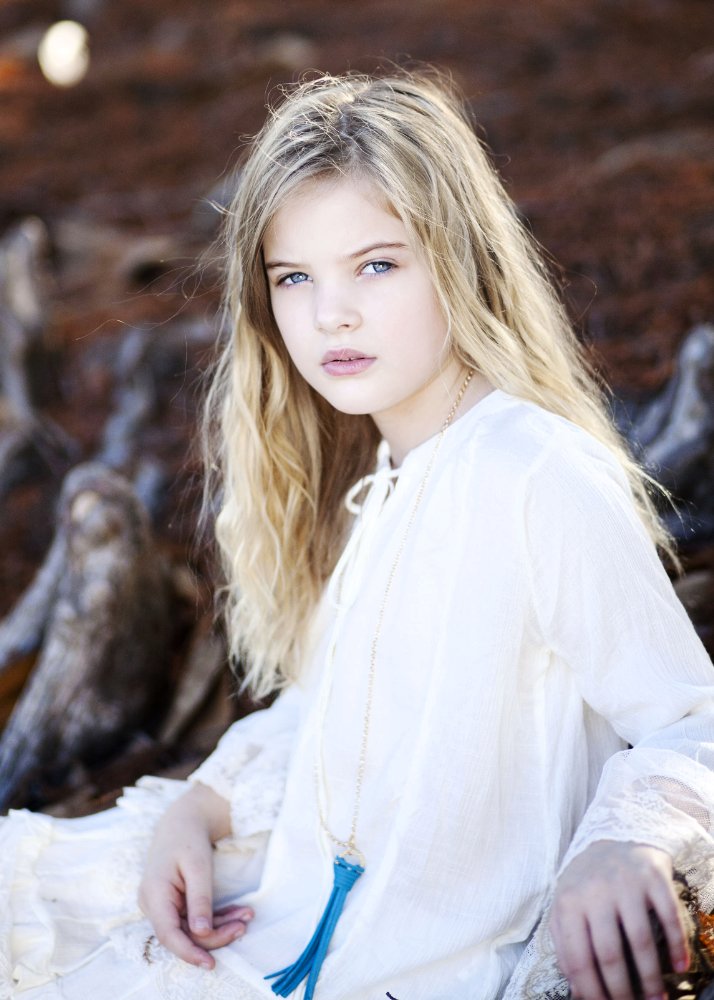 Ainsley Reagan Dobbs