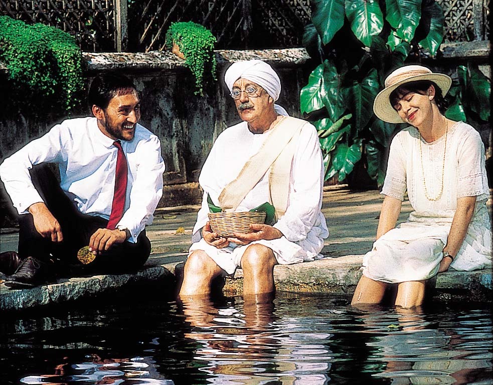 Victor Banerjee