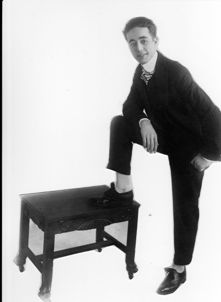 Lester Dorr
