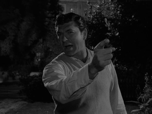 Claude Akins