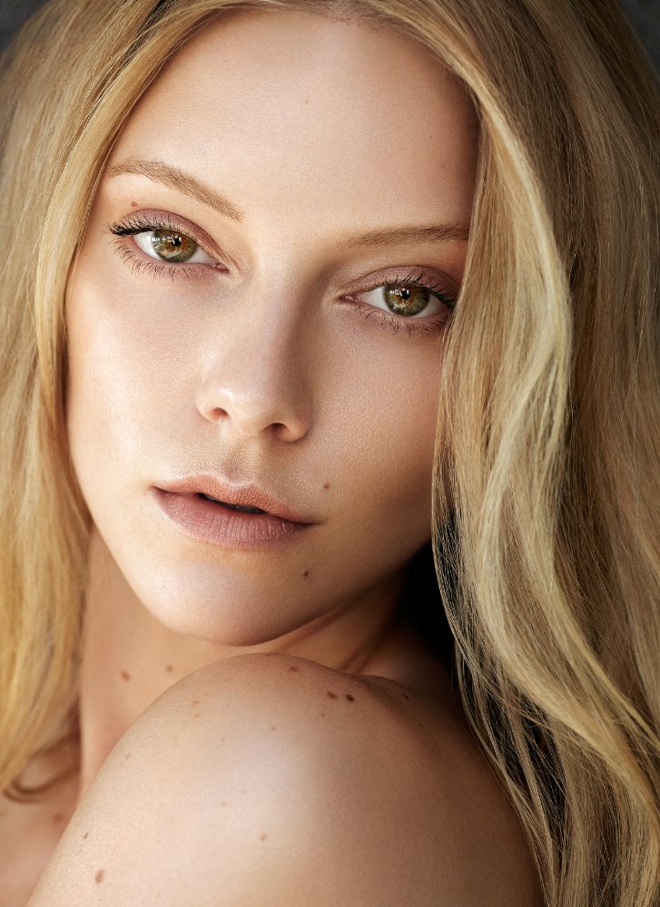 Elle Evans