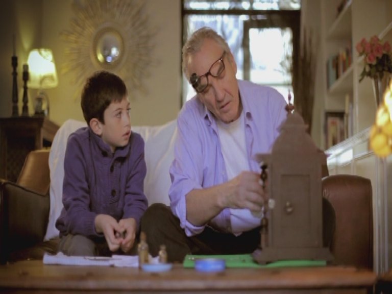 Larry Lamb
