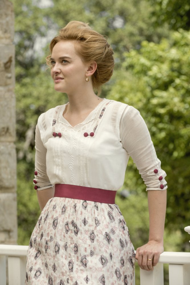 Jess Weixler