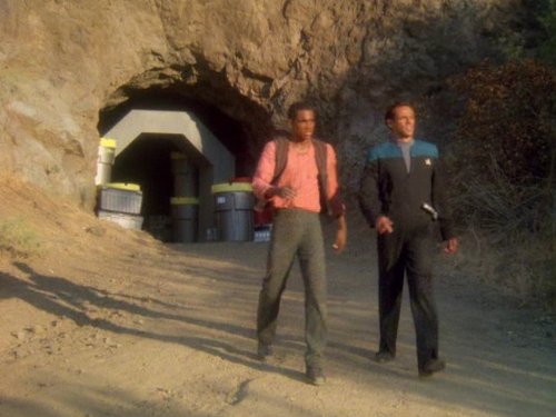 Cirroc Lofton