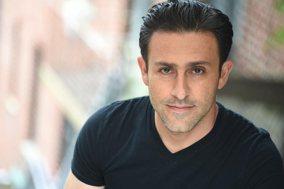 Arash Mokhtar
