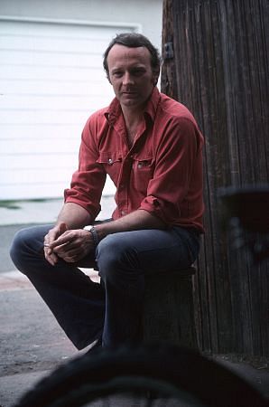 Larry Linville