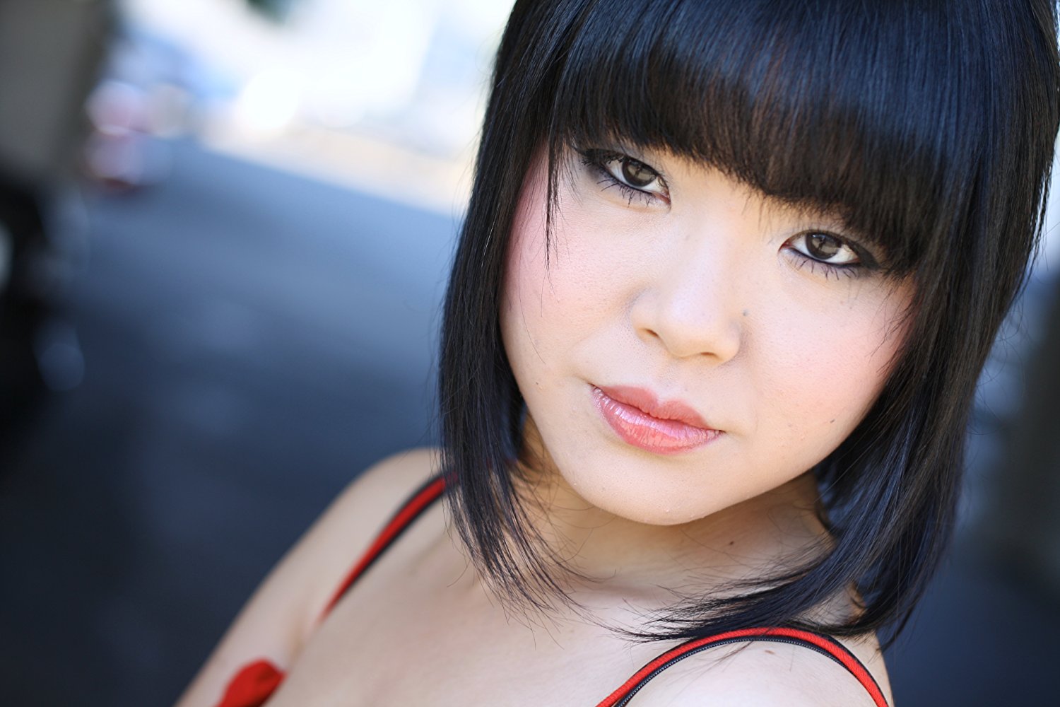 Nanami Iwasaki