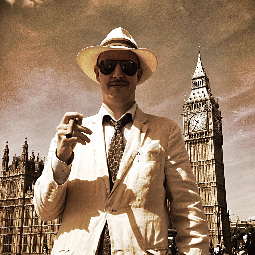 Tom Six