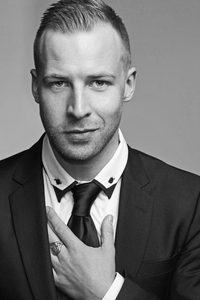 Angus McLaren