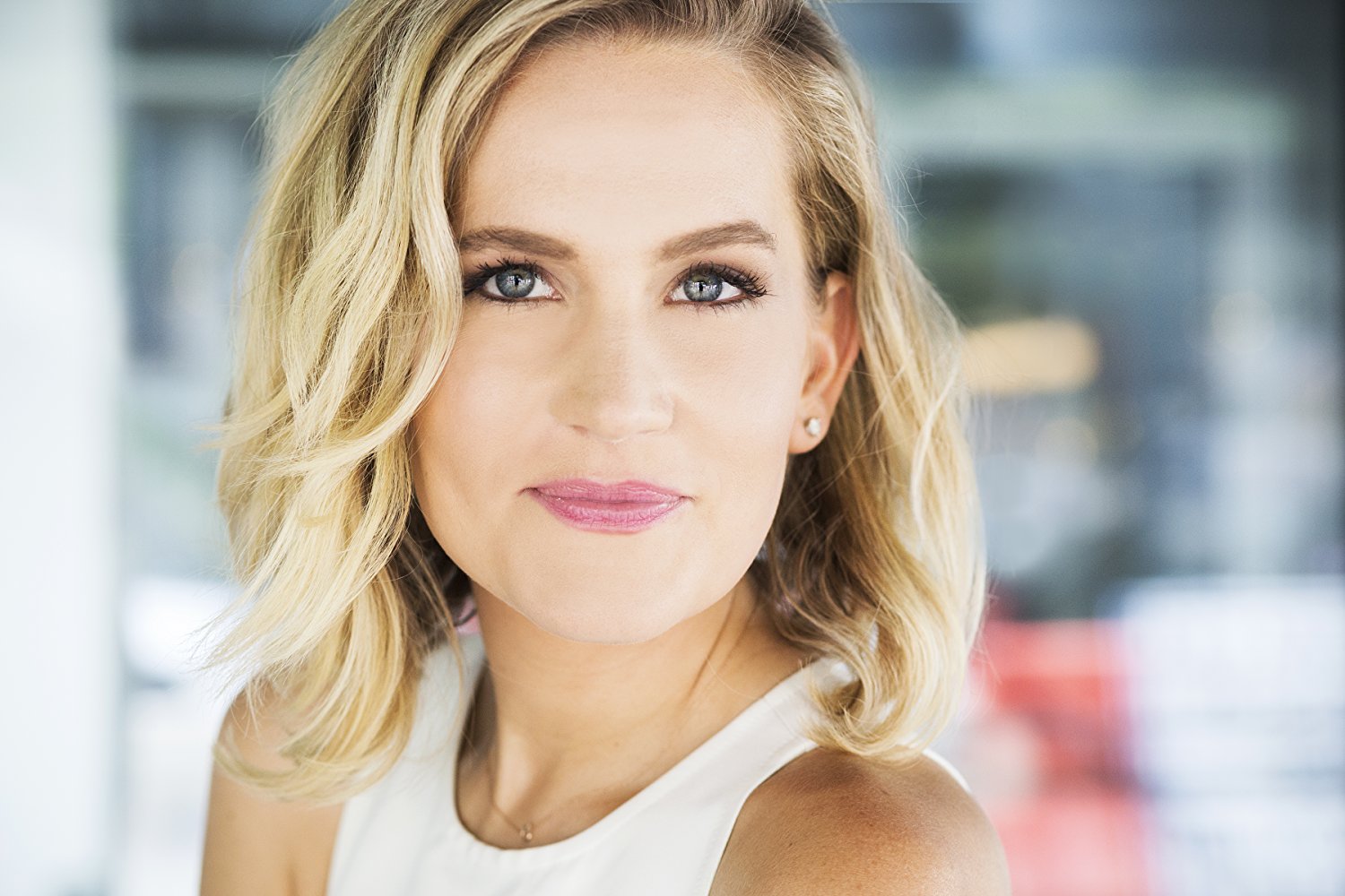 Lora Lee Gayer
