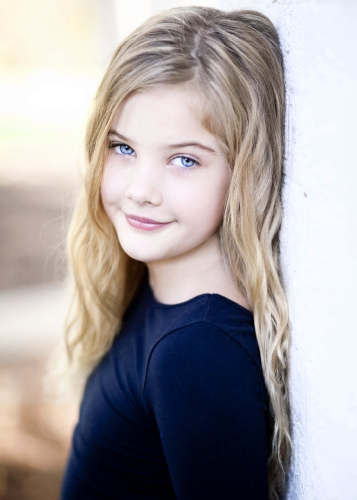 Ainsley Reagan Dobbs
